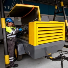 Обслуживание винтовых дизельных компрессоров