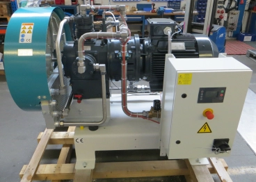 Высокобарный поршневой бустер RENNER RKMB 5461-3/40